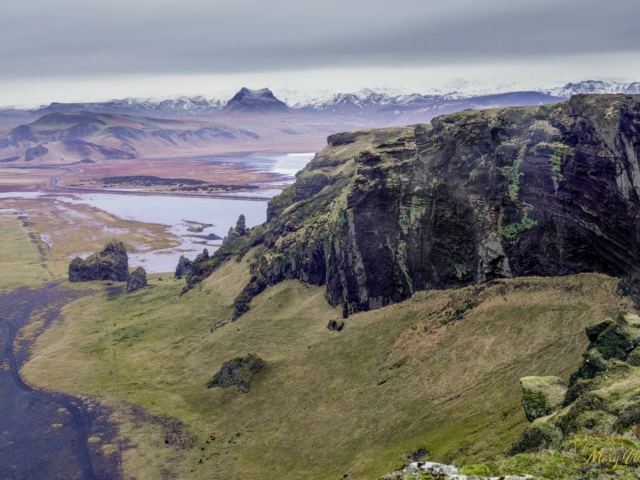 Dyrh&oacute;laey Area Iceland