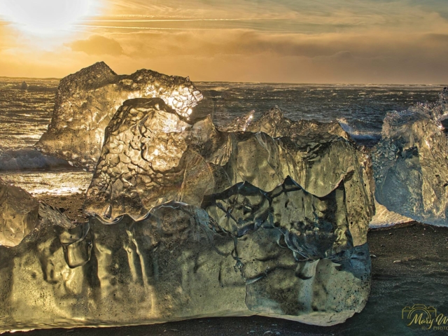 Fellsfjara Diamond Beach