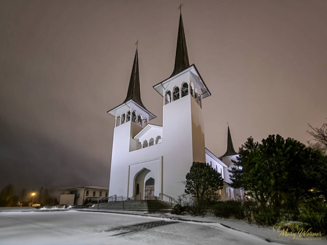 Reykjavik H&aacute;teigskirkja Church
